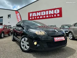 Noir Utilisé 2011 Renault Mégane III Expression Berline | 6 990 € (Prix juste)