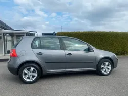 Argent Utilisé 2007 VW Golf V Comfortline Berline | 3 200 €