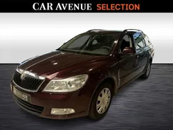 Burgundy Utilisé 2010 Skoda Octavia Break | 2 150 €