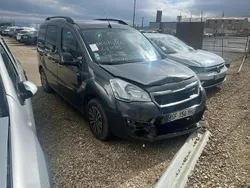 Gris Utilisé 2016 Peugeot Partner Tepee Active Monospace | 5 790 €