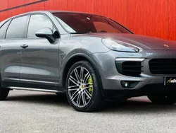 Utilisé 2015 Porsche Cayenne S E-Hybrid SUV | 42 900 €