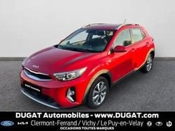Rouge Utilisé 2023 Kia Stonic Active SUV | 16 990 € (Prix juste)