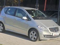 Gris Occasion 2010 Mercedes A180 Elegance Monospace | 8 900 € (Prix juste)