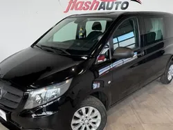 Noir Utilisé 2015 Mercedes Vito Monospace | 17 900 €
