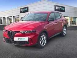 Rouge Utilisé 2023 Alfa Romeo Tonale Sprint SUV | 28 490 € (Prix juste)