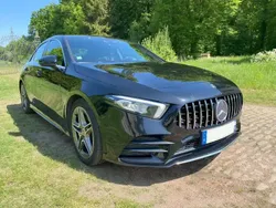 Noir Utilisé 2019 Mercedes A200 AMG line Berline | 24 000 € (Prix juste)