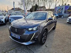 Gris Utilisé 2020 Peugeot 2008 Business-Line SUV | 18 790 € (Prix assez cher)