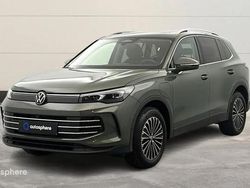 Vert Nouvelle 2025 VW Tiguan Elegance SUV | 49 999 € (Prix juste)
