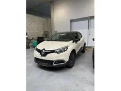 Gris Utilisé 2015 Renault Captur SUV | 9 495 € (Prix juste)