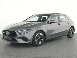 Gris Utilisé 2024 Mercedes A180 Business Citadine | 29 990 € (Bon prix)