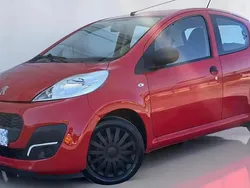 Rouge Utilisé 2013 Peugeot 107 Access Citadine | 5 500 €