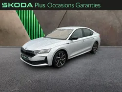 Gris Utilisé 2025 Skoda Octavia SportLine Berline | 39 900 €
