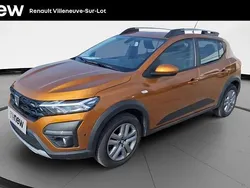 Orange Utilisé 2021 Dacia Sandero Comfort Citadine | 13 889 € (Prix juste)