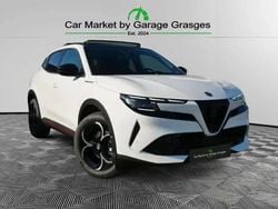 Blanc Nouvelle 2025 Alfa Romeo GT Junior Edizione Speciale Berline | 31 900 € (Prix juste)