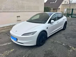 Blanc Utilisé 2024 Tesla Model 3 Berline | 18 500 €