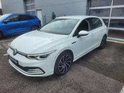 Blanc pur Utilisé 2020 VW Golf VIII Life Berline | 18 899 € (Prix juste)