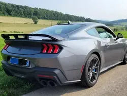 Gris Nouvelle 2025 Ford Mustang Dark Horse Coupé | 85 000 € (Prix juste)