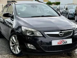 Utilisé 2011 Opel Astra Cosmo Berline | 4 490 € (Prix juste)