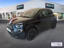 Noir Utilisé 2023 Fiat 500e La Prima Berline | 19 990 € (Prix juste)