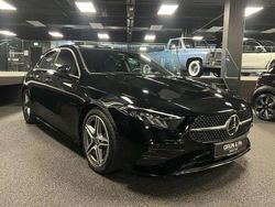 Noir Utilisé 2023 Mercedes A180 AMG line Berline | 29 990 € (Prix juste)