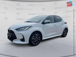Utilisé 2021 Toyota Yaris Hybrid Design Berline | 19 499 € (Prix juste)