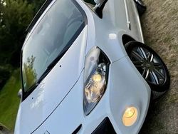 Utilisé 2012 Renault Clio III Expression Berline | 4 300 € (Prix assez cher)