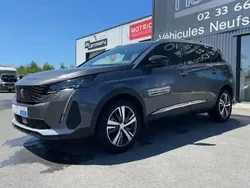 Utilisé 2024 Peugeot 5008 Allure Monospace | 29 990 € (Prix juste)