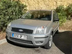 Gris Utilisé 2002 Ford Fusion Trend Break | 1 590 €