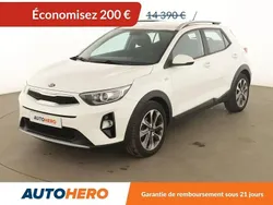 Blanc Utilisé 2019 Kia Stonic Active SUV | 14 190 € (Prix juste)