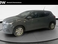 Gris Utilisé 2023 Dacia Sandero Expression Citadine | 15 790 € (Prix juste)