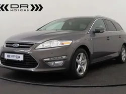 Gris Utilisé 2014 Ford Mondeo Berline | 3 995 €