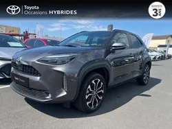 Gris Utilisé 2024 Toyota Yaris Hybrid Design | 24 490 € (Prix juste)