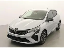 Gris Nouvelle 2024 Renault Clio V Techno Berline | 21 490 € (Prix assez cher)