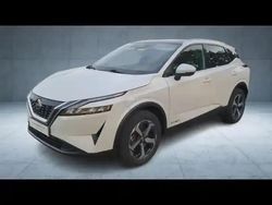 Blanc lunaire (spéciale) Utilisé 2023 Nissan Qashqai N-Connecta SUV | 30 900 €