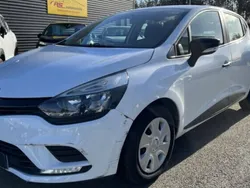 Utilisé 2017 Renault Clio IV Life Citadine | 8 490 € (Prix juste)