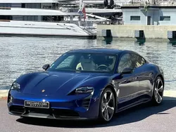 Bleu Utilisé 2020 Porsche Taycan Berline | 119 900 €