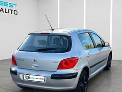 Gris Occasion 2006 Peugeot 307 Berline | 2 990 € (Prix assez cher)