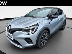 Gris Utilisé 2023 Renault Captur Evolution SUV | 16 990 €