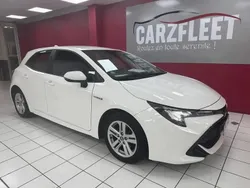 Blanc Utilisé 2020 Toyota Corolla Business Edition Berline | 14 990 € (Bon prix)