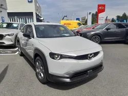 Blanc Utilisé 2023 Mazda MX30 Exclusive-Line SUV | 25 850 € (Prix juste)
