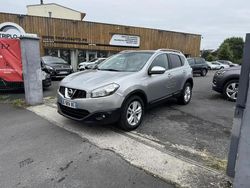 Gris Utilisé 2014 Nissan Qashqai Tekna SUV | 7 990 € (Prix assez cher)