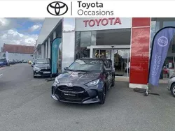 Utilisé 2025 Toyota Yaris Hybrid Design Berline | 26 954 € (Prix cher)