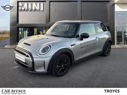 Melting silver iii Utilisé 2024 Mini Cooper SE Premium Plus Citadine | 25 490 € (Prix juste)