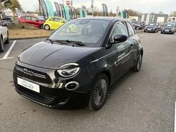 Blanc Utilisé 2024 Fiat 500e Style Citadine | 21 990 € (Prix assez cher)