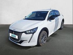 Blanc Utilisé 2022 Peugeot e-208 Style Citadine | 17 990 € (Prix assez cher)