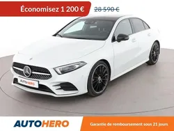 Blanc Utilisé 2020 Mercedes A200 AMG line Berline | 27 390 € (Prix juste)