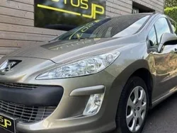Utilisé 2011 Peugeot 308 Premium Berline | 4 280 € (Prix assez cher)