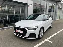 Blanc glacier métallisé Utilisé 2024 Audi A1 Sportback Advanced Citadine | 27 980 € (Prix assez cher)