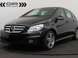 Noir Utilisé 2011 Mercedes B180 Monospace | 6 495 € (Bon prix)