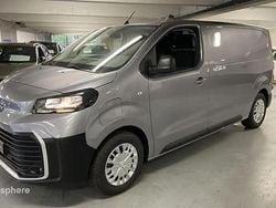 Gris Utilisé 2024 Toyota Proace Van | 42 990 €